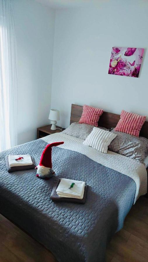 Medences Panoramas Balatom Apartman Siófok Buitenkant foto